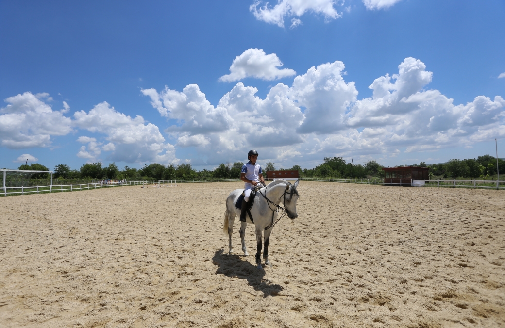 Riding on Caucasian horses