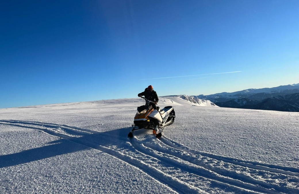 Snowmobile Tour