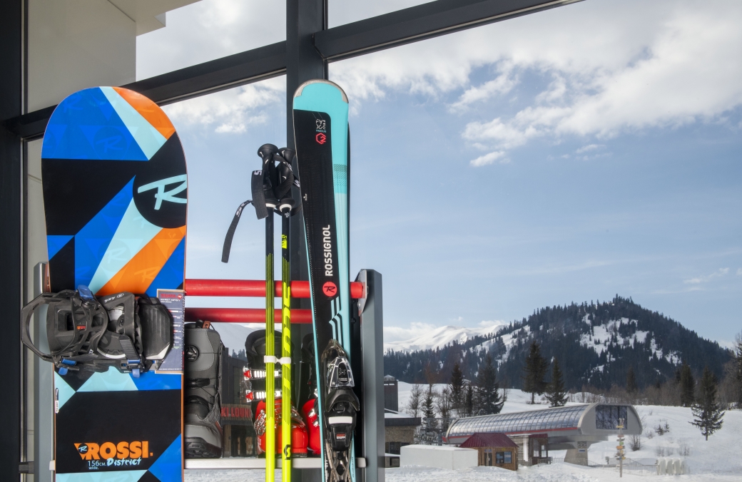 Ski Rental Shop