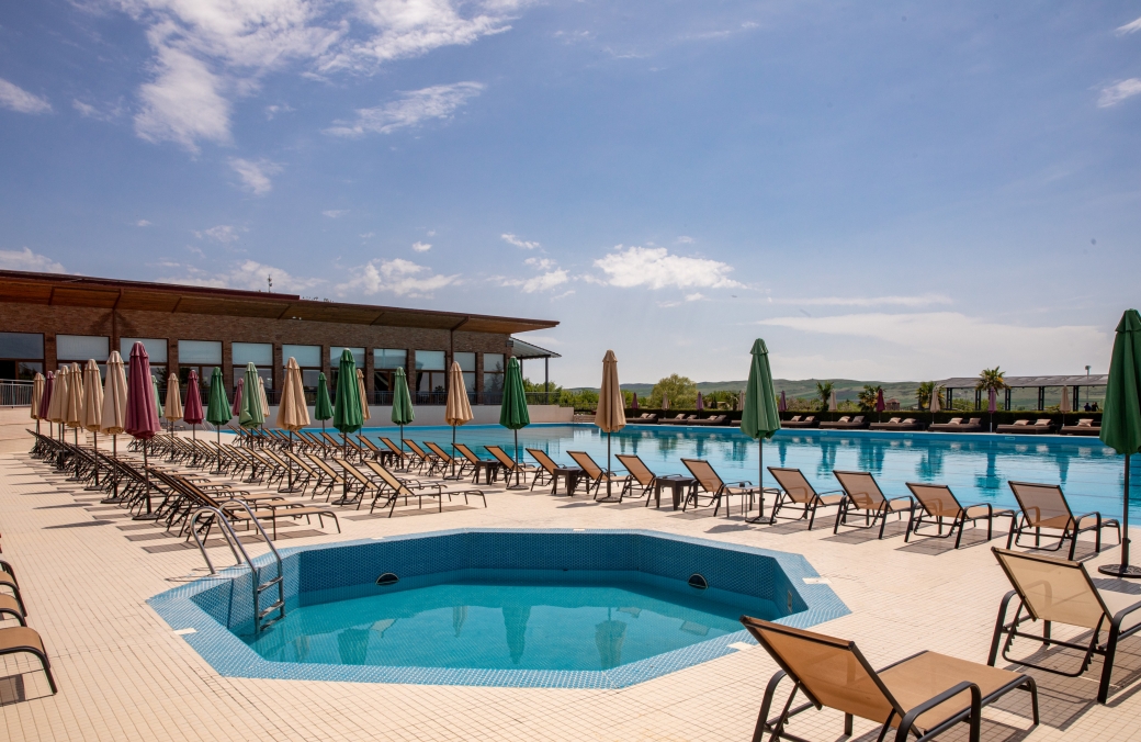 Outdoor Swimming Pool