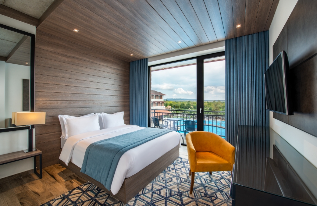 2+1 Offer for Mothers Day Weekend