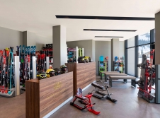 Ski Rental Shop